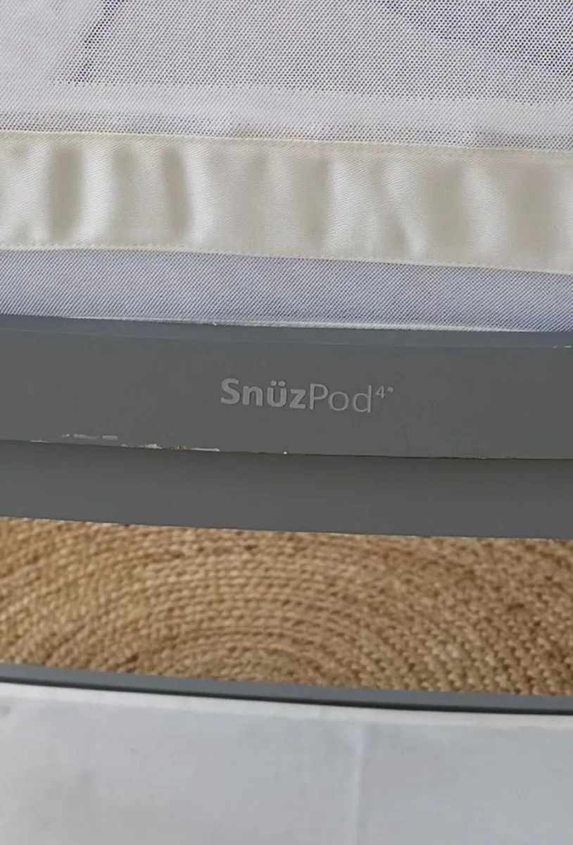 SnuzPod4 Bedside Crib - Image 4