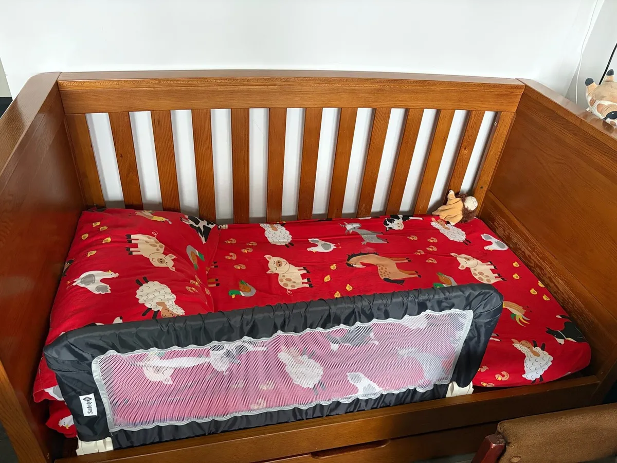 Cot bed - Image 2
