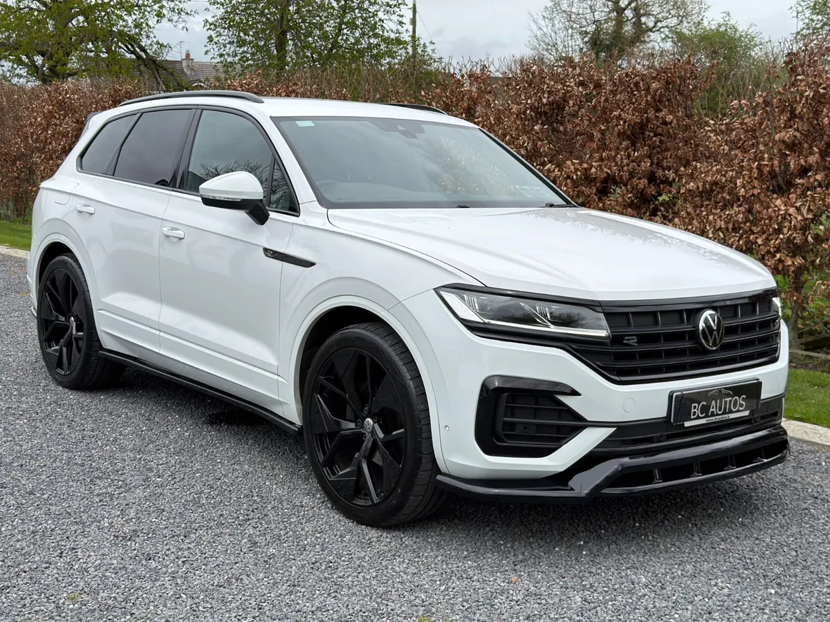 2023 Volkswagen Touareg 286 R-Line Commercial - Image 1