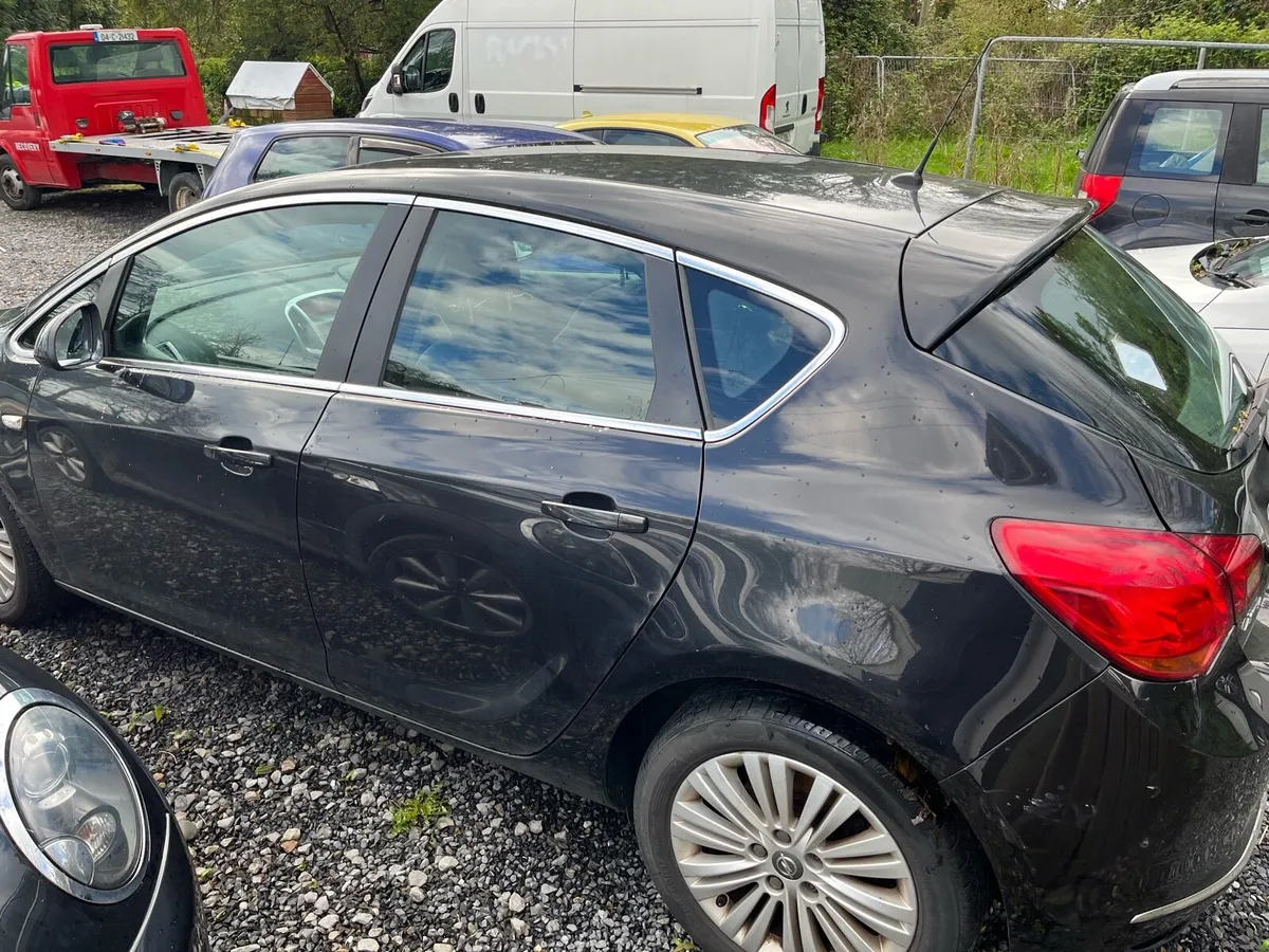 2015 opel astra diesel - Image 3