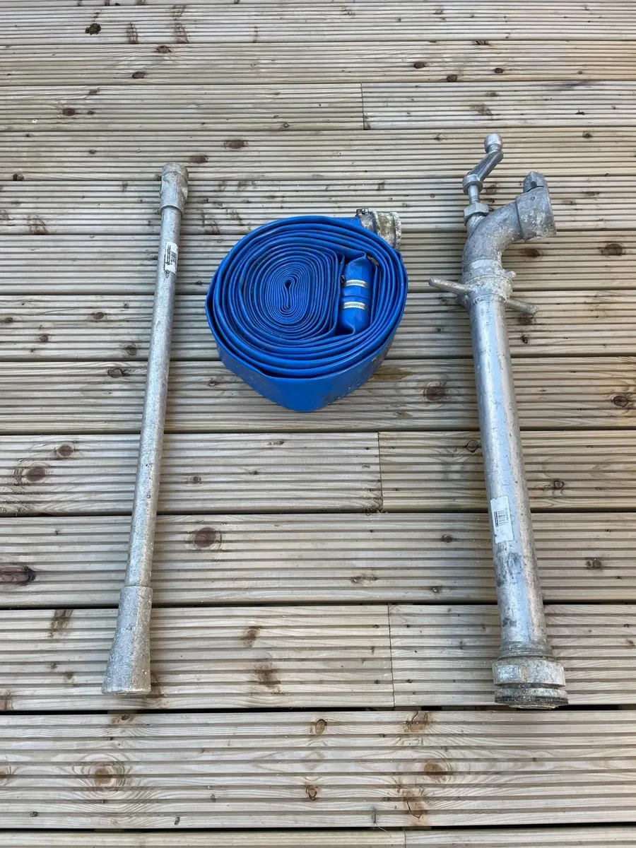 Mains Water Standpipe, Hose and Valve Key. - Image 3