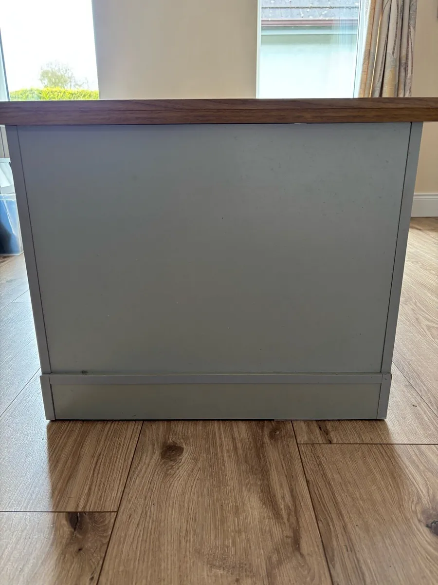 Coffee Table and TV into - Image 4