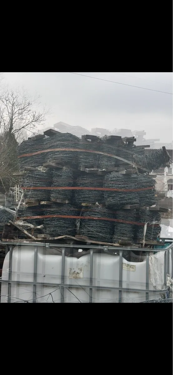 barbed wire liquidation - Image 2