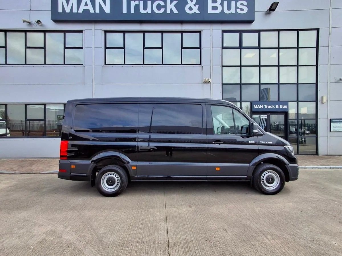 Man TGE 3.180 - 4x4 - Image 4