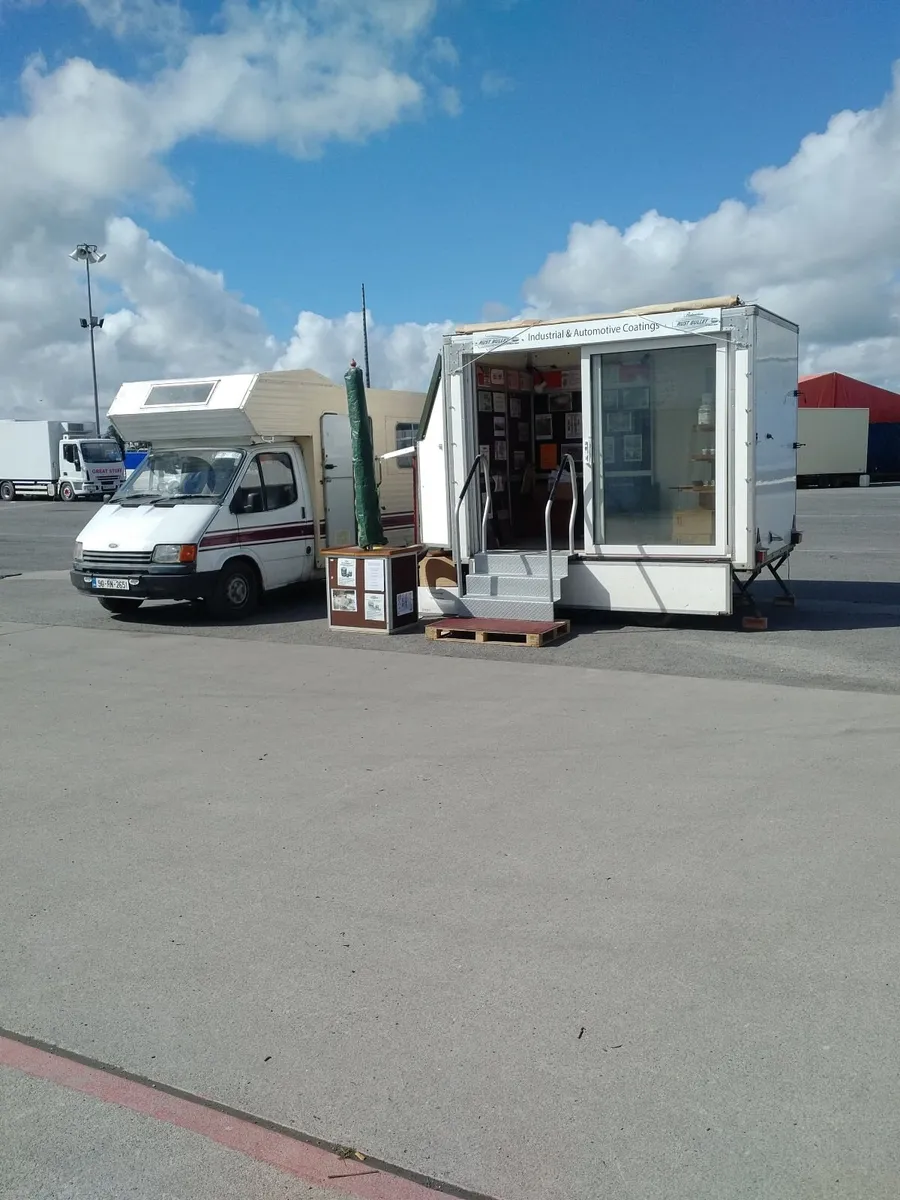 Exibition trailer and fittings - Image 3