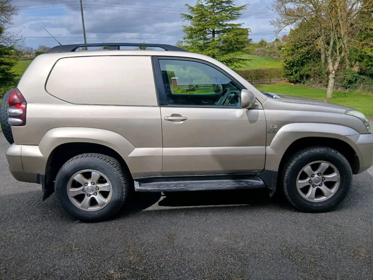 Toyota Landcruiser - Image 4