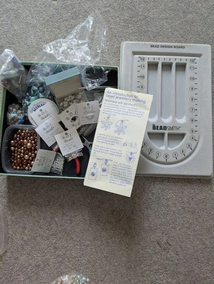 jewellery making equipment - Image 1