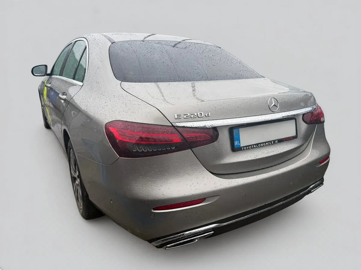 21 MERCEDES E-CLASS  E220 D AUTO Breaking only - Image 2
