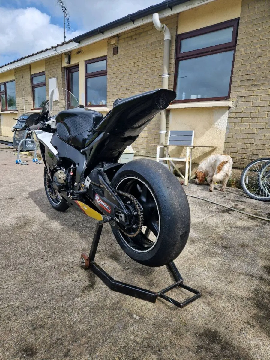 08 Honda fireblade race /track bike - Image 3
