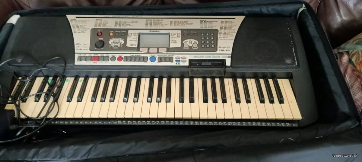 Yahama PSR 350 - Image 1