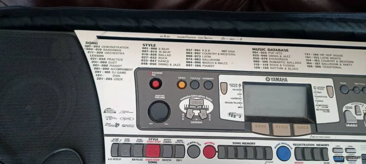 Yahama PSR 350 - Image 4