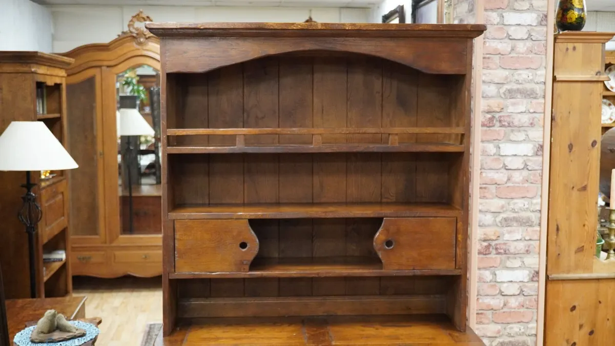 Rustic Solid Oak Kitchen Dresser - Image 4