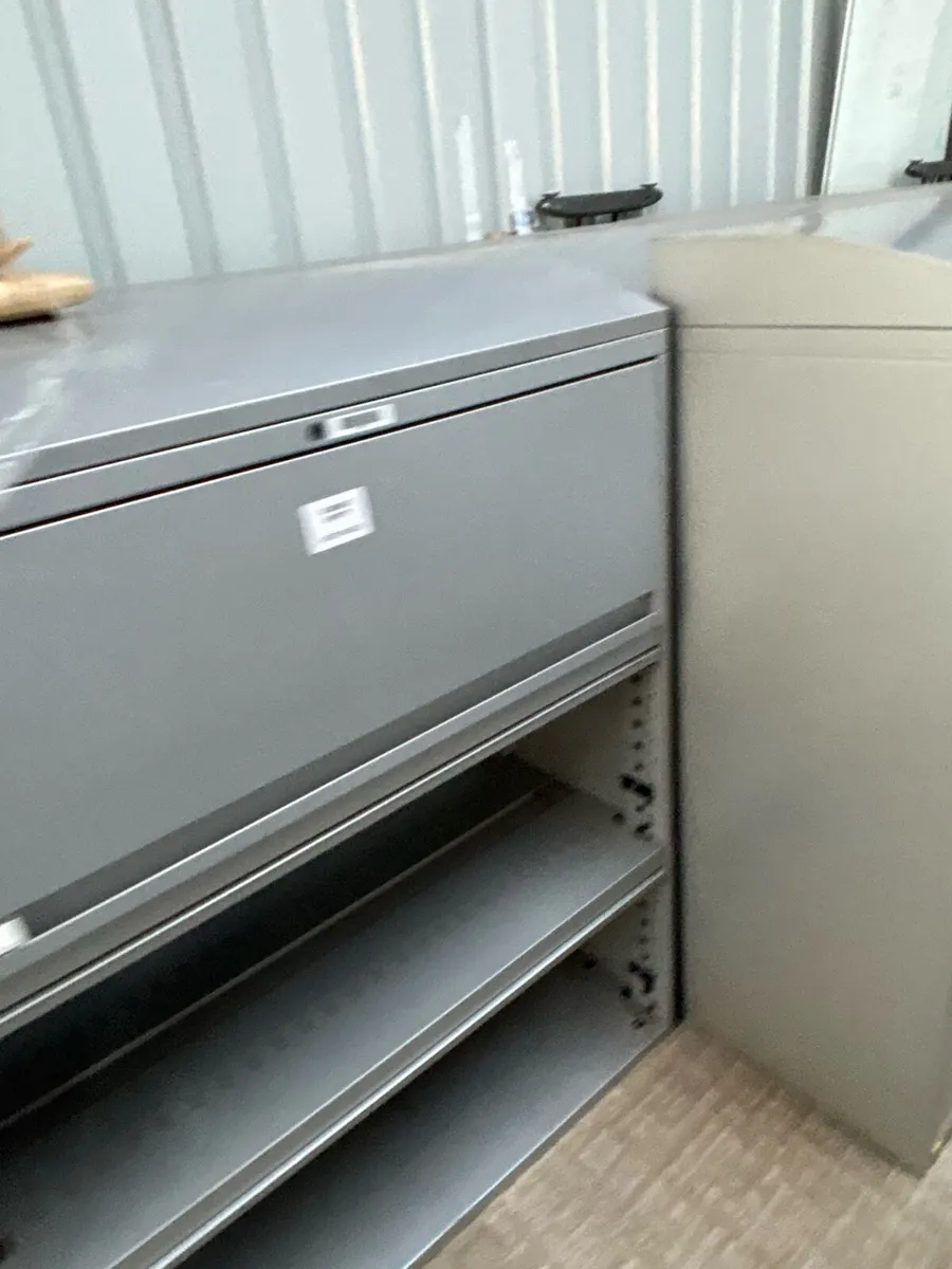 Office Chairs and desks - Image 1