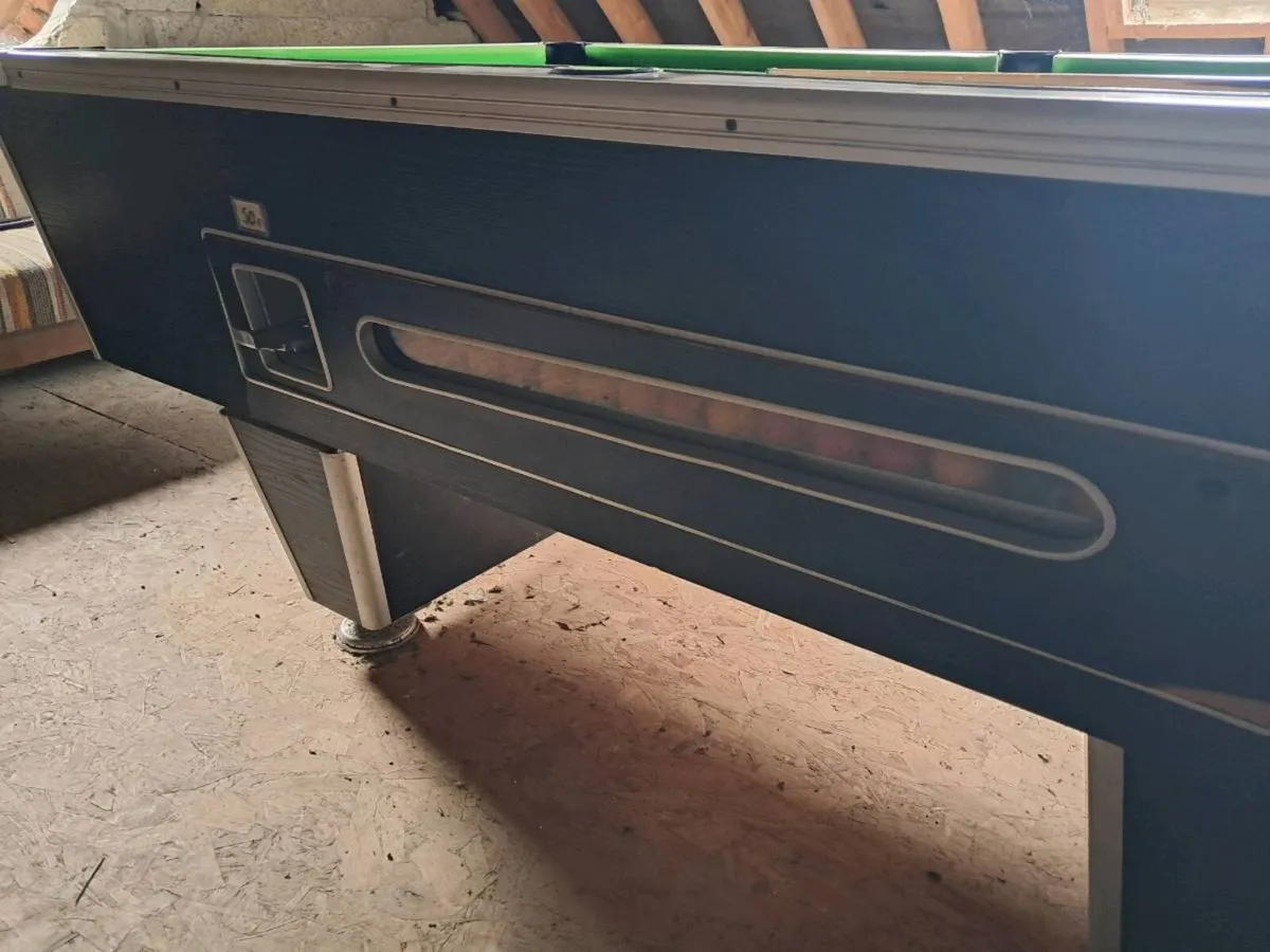 Pool Table - Image 4
