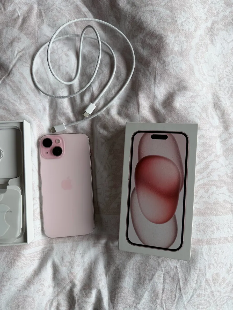 Pink iPhone 15 with box, charger and glass screen - Image 2