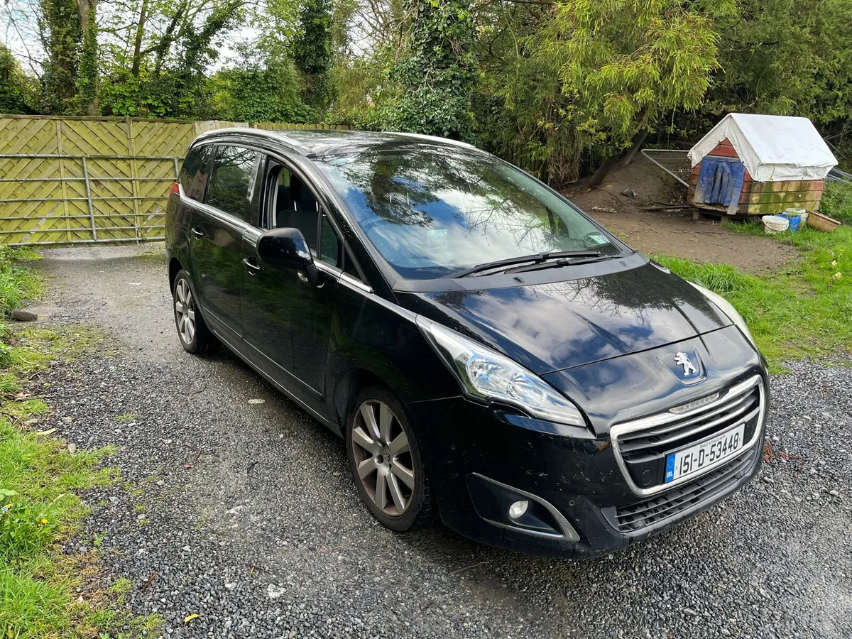 2015 Peugeot 5008 7 seater - Image 3