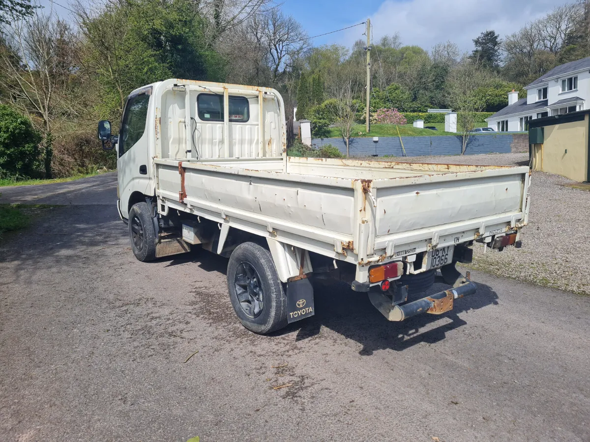 Toyota Dyna 2006 4 wheel drive - Image 4