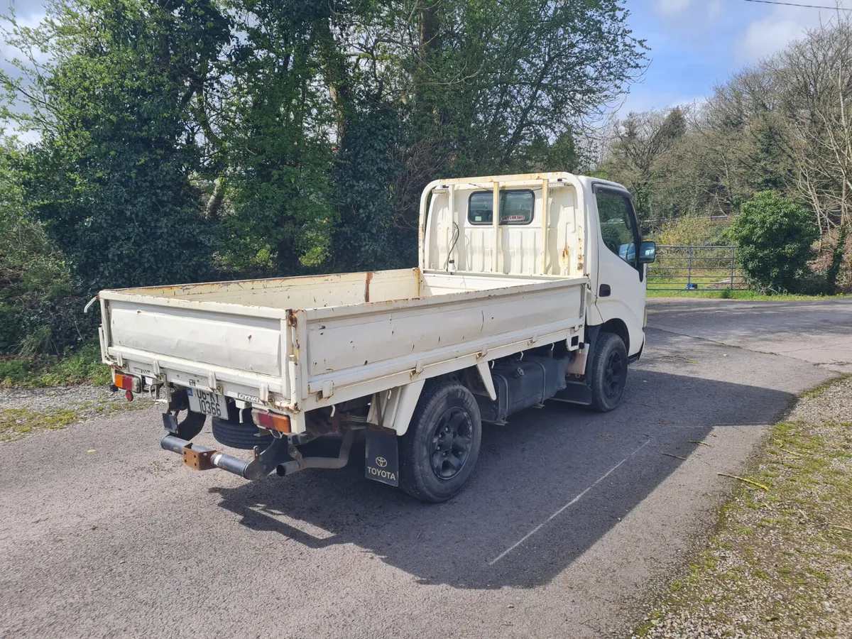 Toyota Dyna 2006 4 wheel drive - Image 3