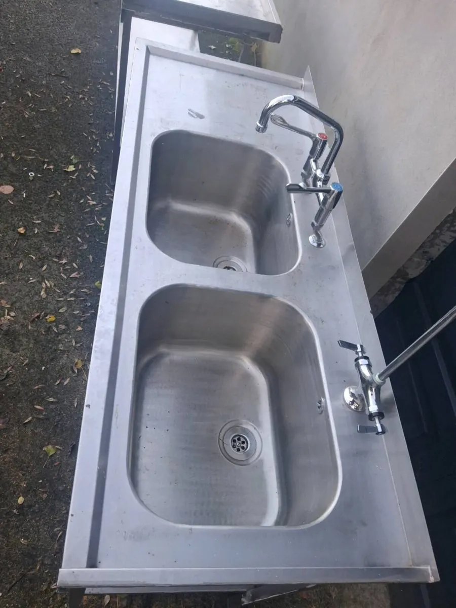 Stainless steel sink - Image 2