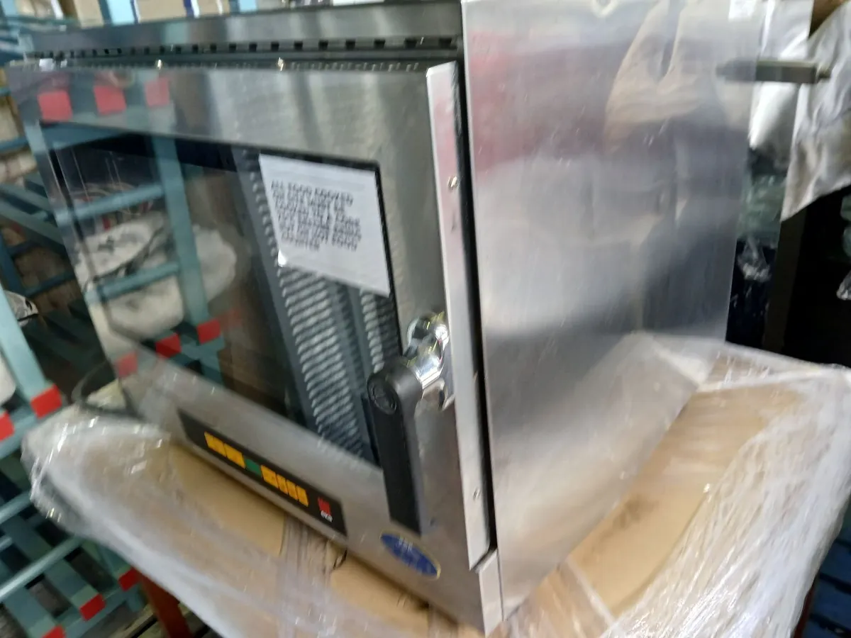 Combi oven unit ....grade (A) unit delivered - Image 2