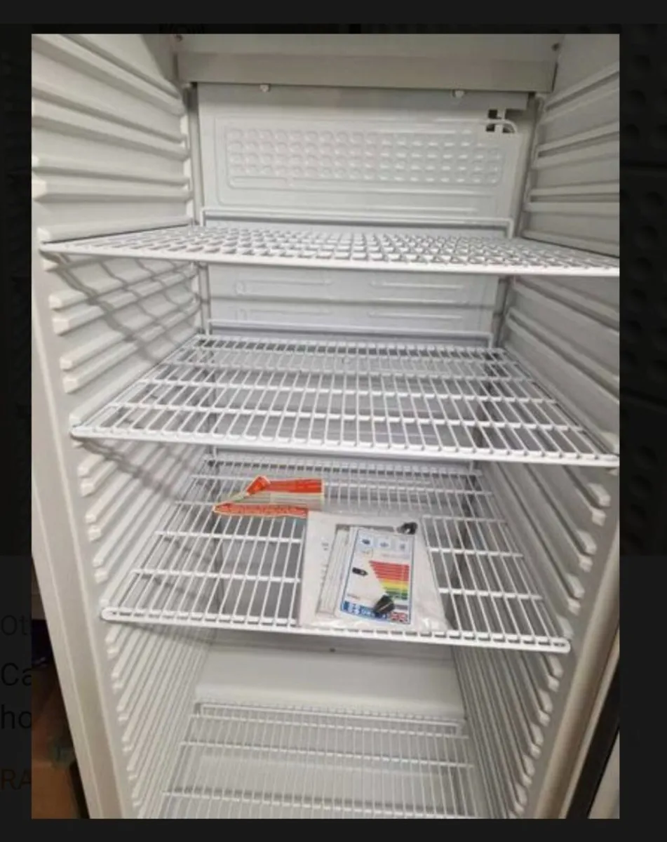 Brand New Polar C-Series upright Fridge Freezer 60 - Image 2
