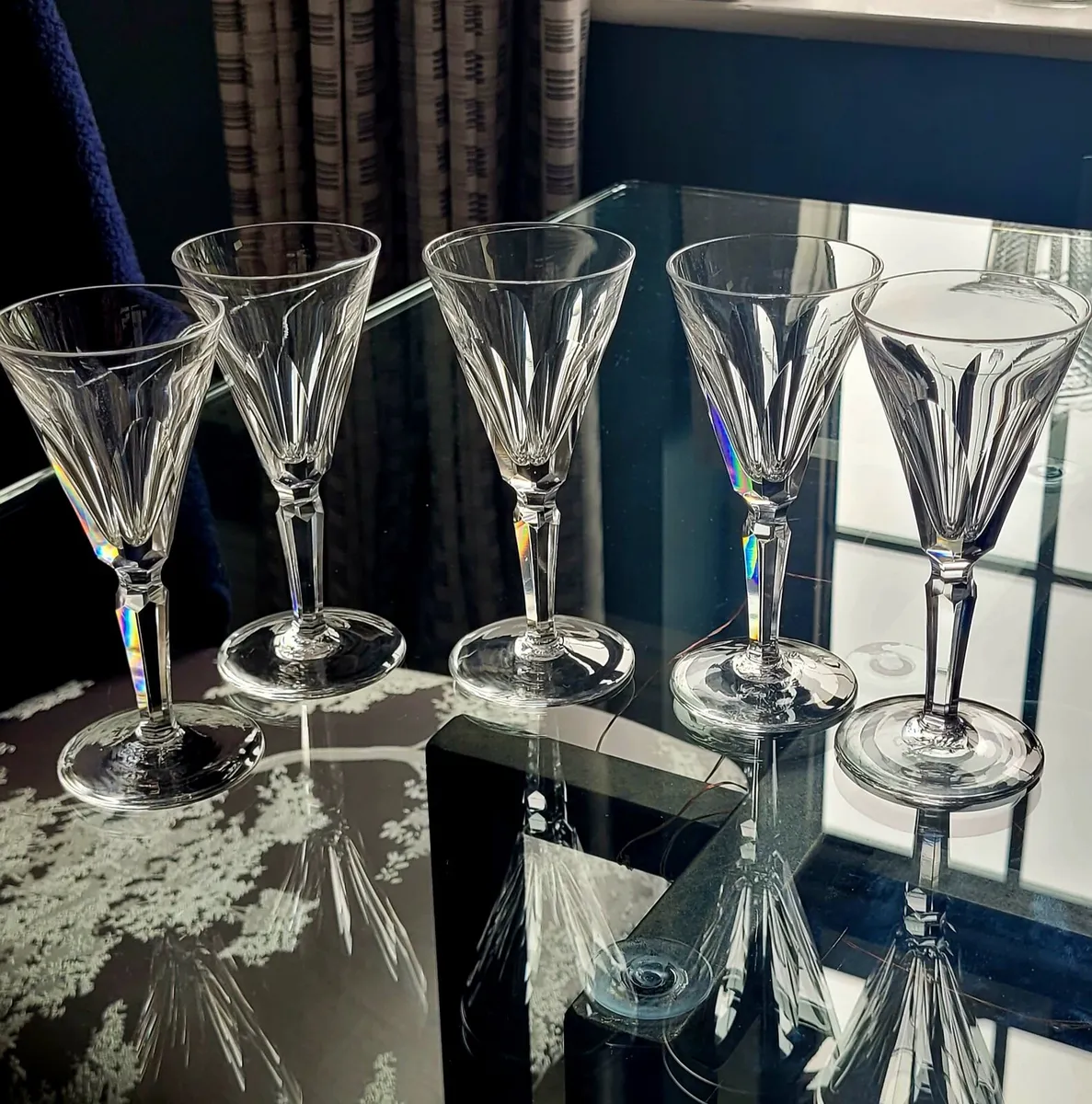 Waterford crystal sherry glasses x 5 - Image 1