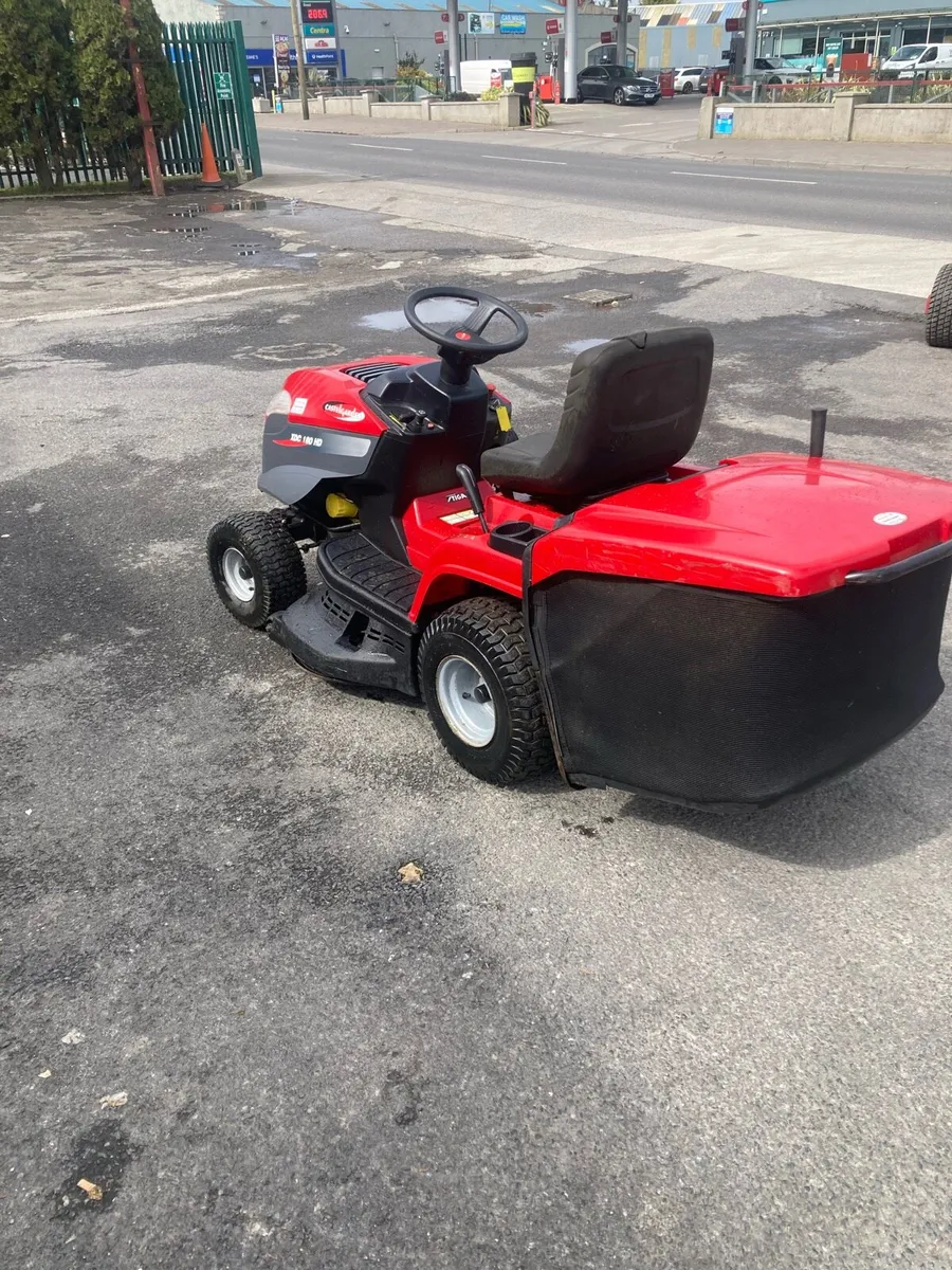 Castle garden xdc 180 ride on mower - Image 3