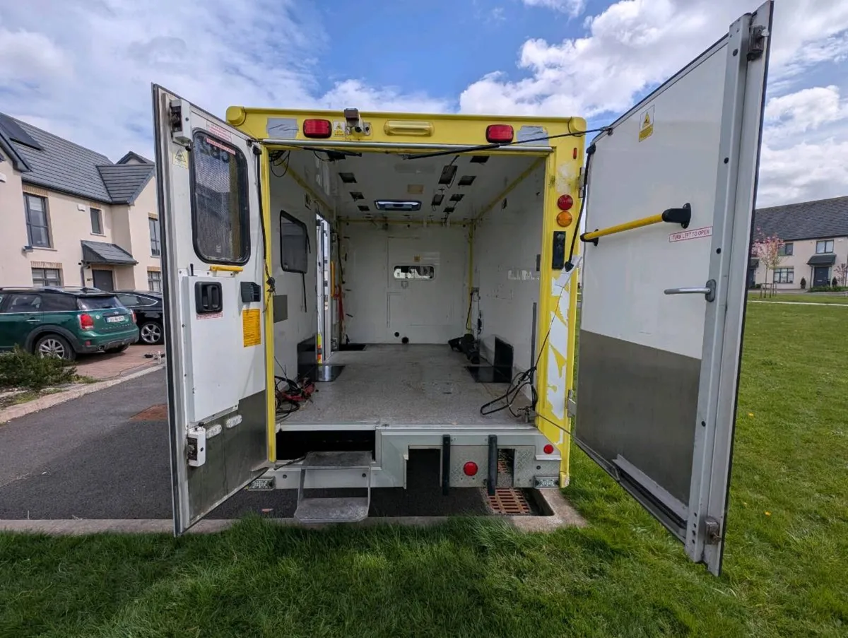 Mercedes Sprinter - Image 3