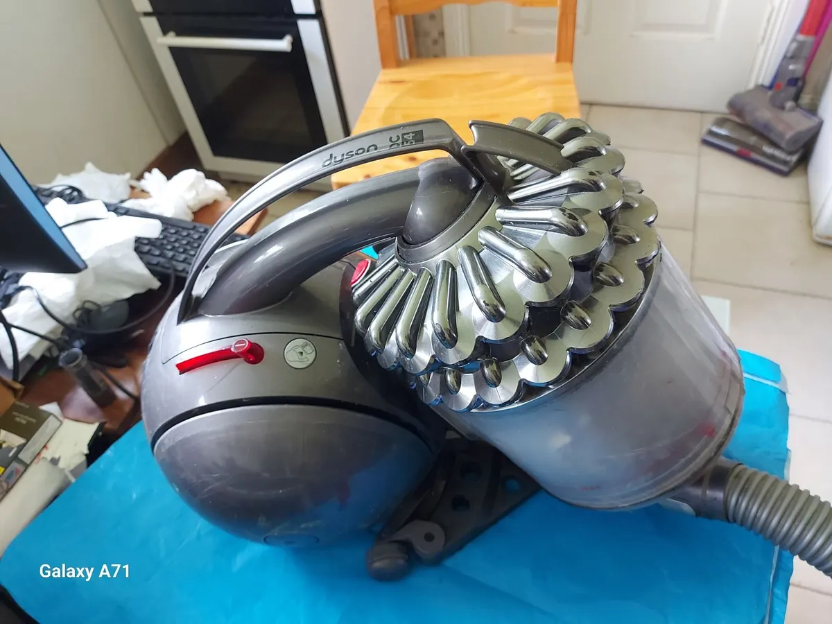 Dyson Cinetic DC54 Animal Cylinder Vacuum Cleaner, - Image 1