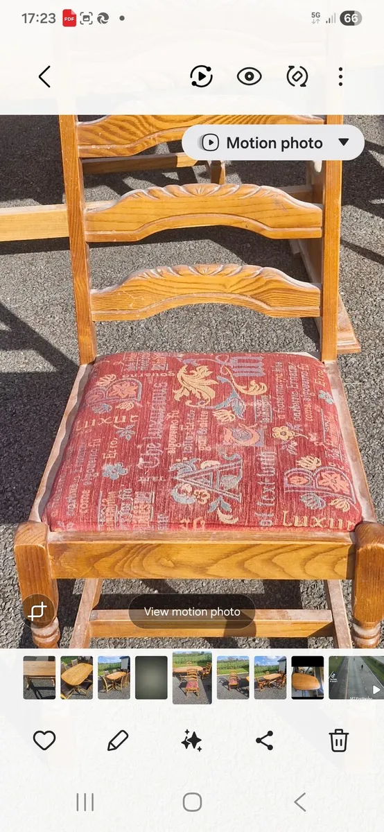 SOLID PINE TABLE AND 4 CHAIRS - Image 4