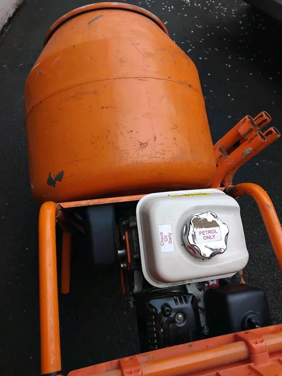 Cement mixer - Image 4