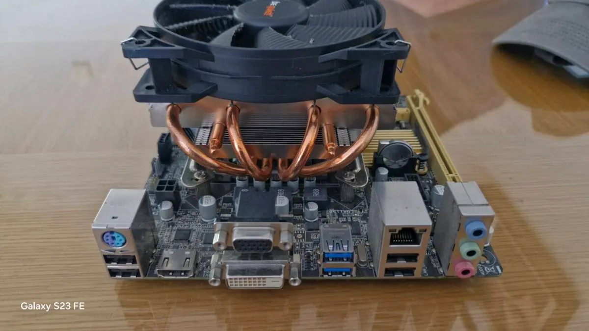 Mini itx Asus motheboard with i7 4790 - Image 2