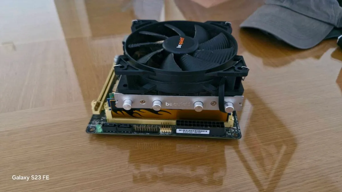 Mini itx Asus motheboard with i7 4790 - Image 3