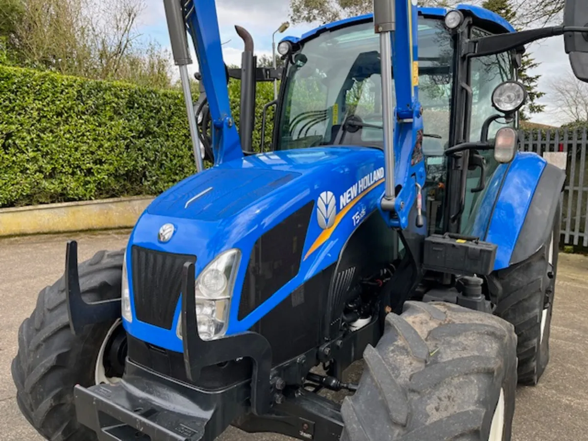 New Holland T5.105 D/C c/w 740TL Loader - Image 2