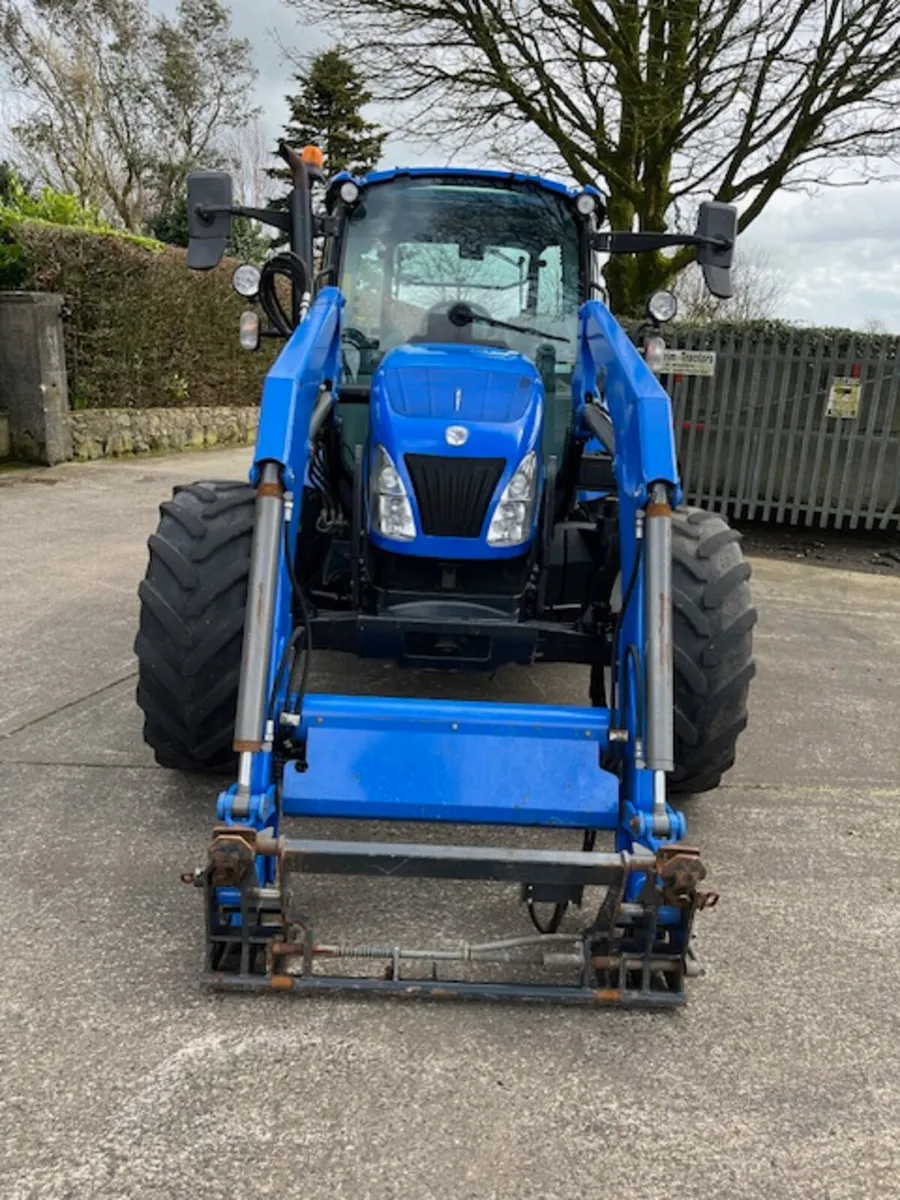 New Holland T5.105 D/C c/w 740TL Loader - Image 3