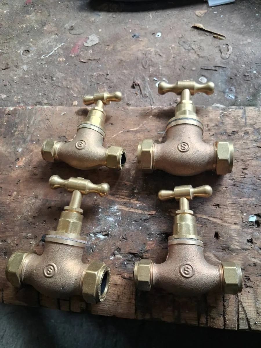 4. Brass Stopcocks - Image 1