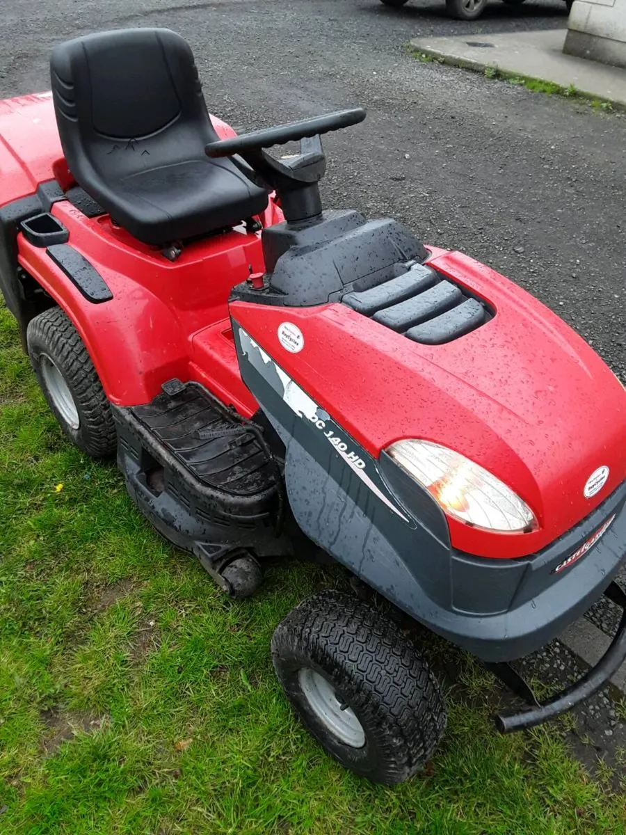 Ride on mower - Image 1