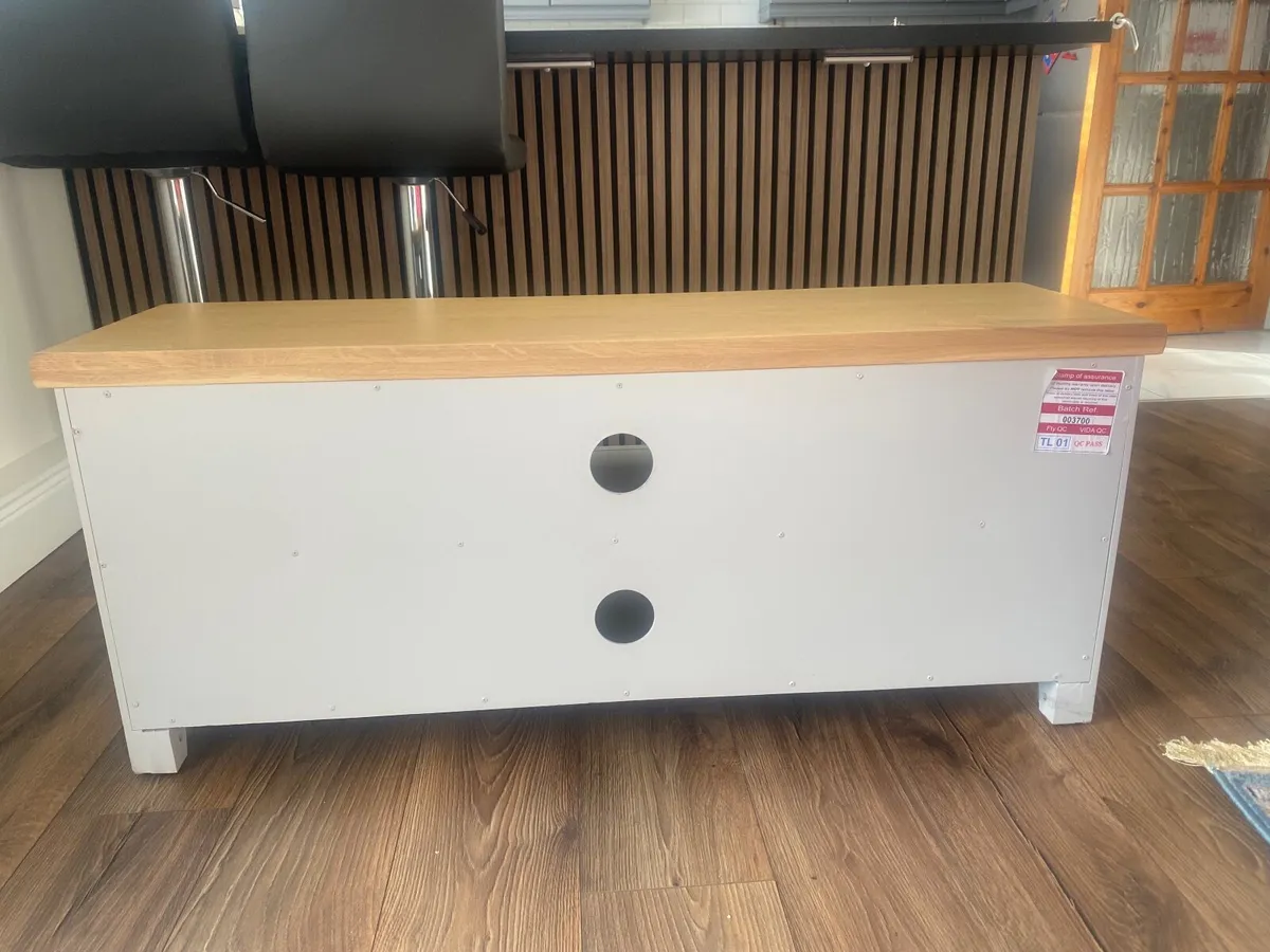 Tv unit - Image 2