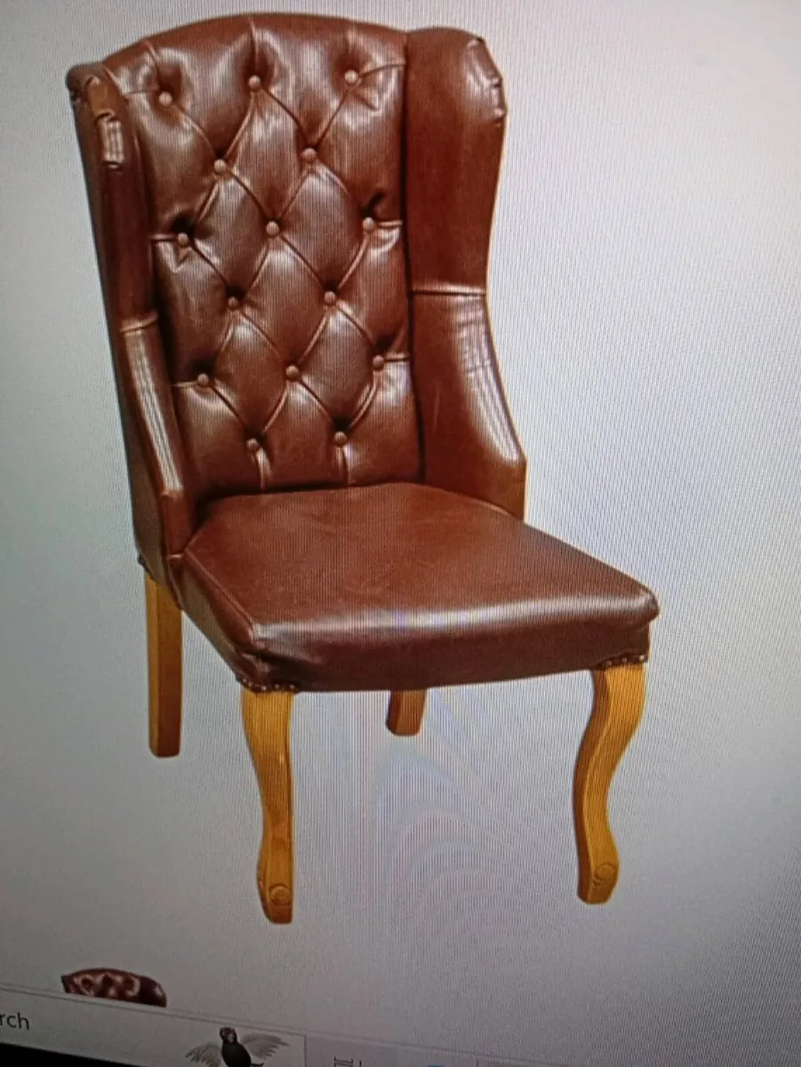 Large button back wingback chair - Image 1
