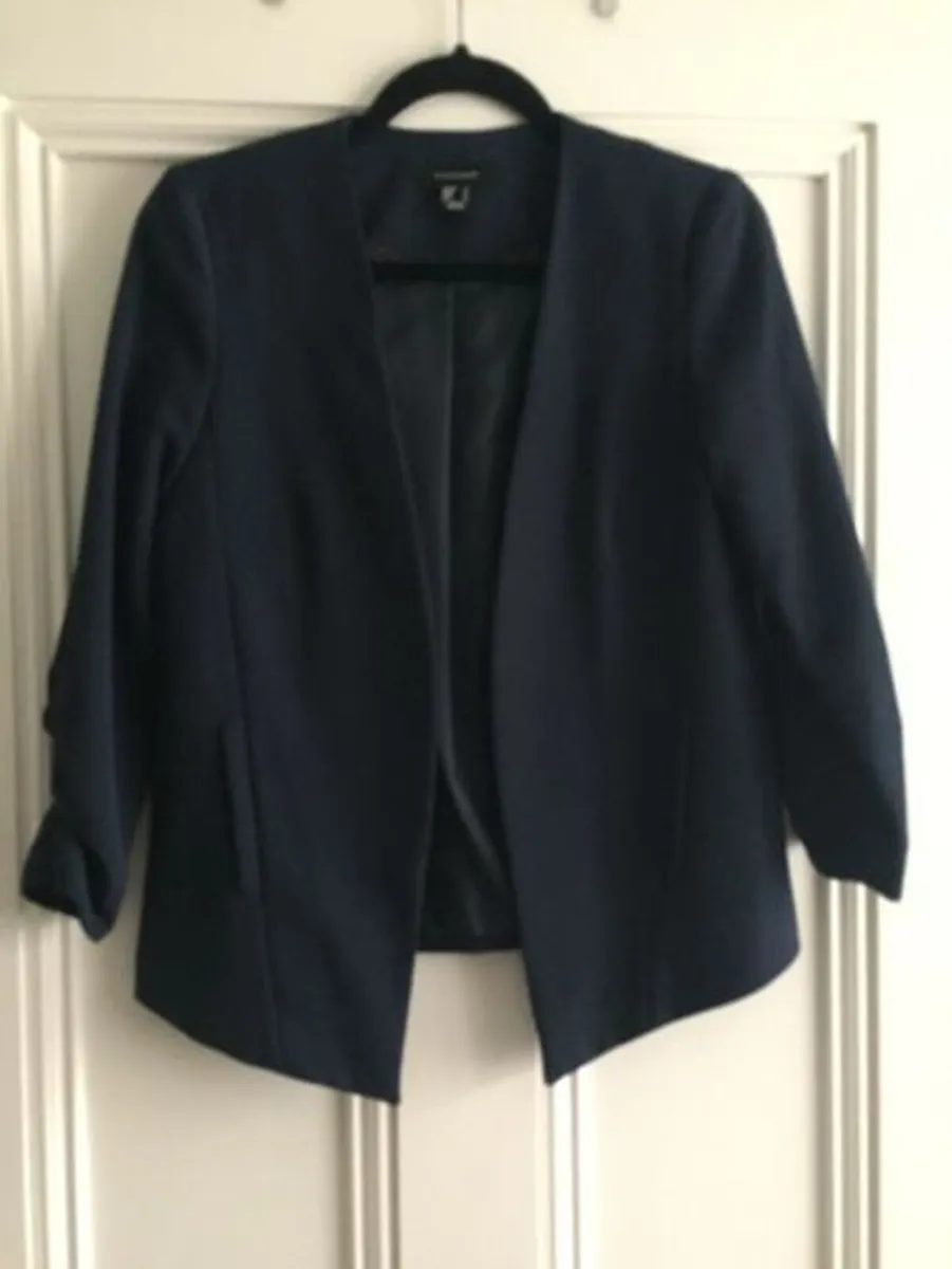 Navy ruched-sleeve blazer,: Size 8