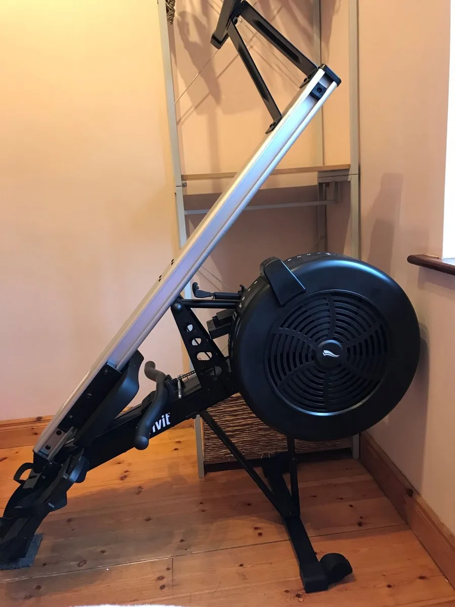 Rowing Machine for sale - Image 1