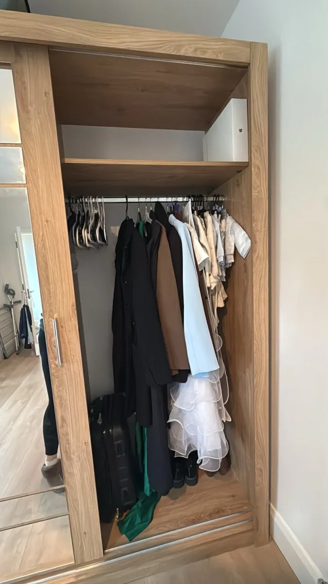 Wardrobe 2.5m - Image 3