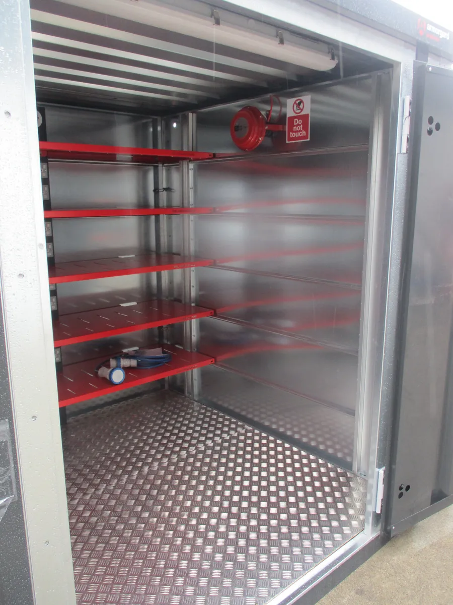 Powerstor Lithium-ion battery charging station - Image 3