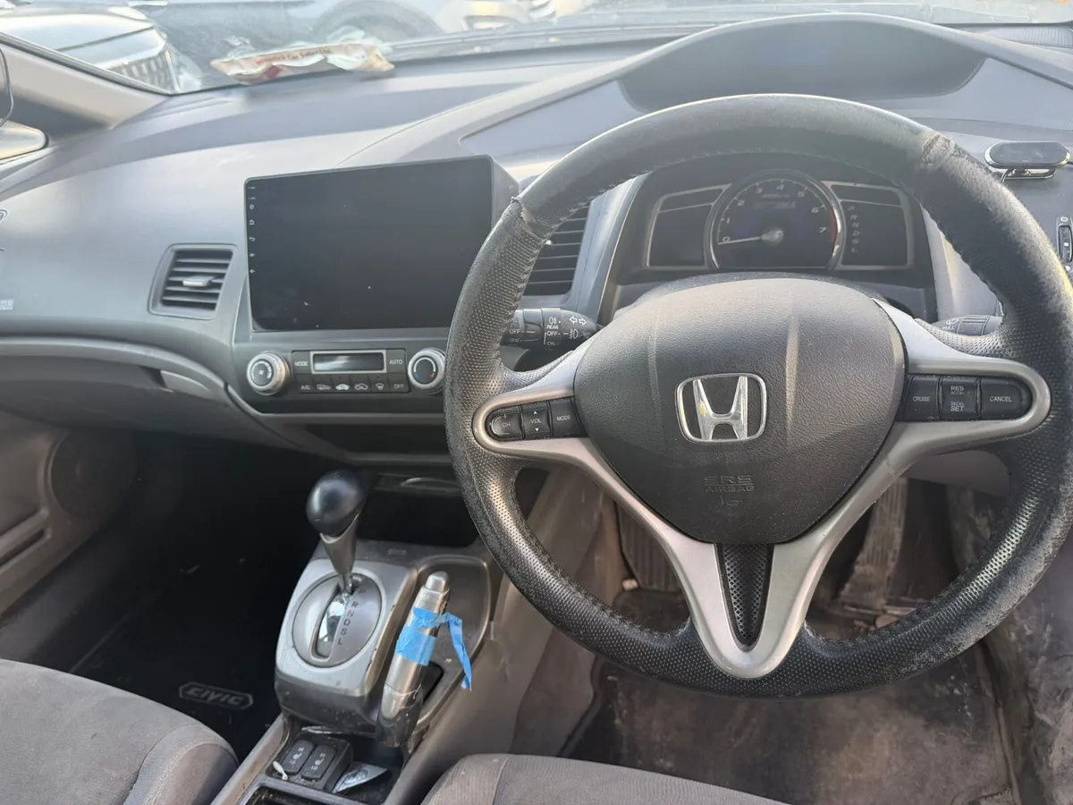 HONDA CIVIC 1.3 automatic - Image 3