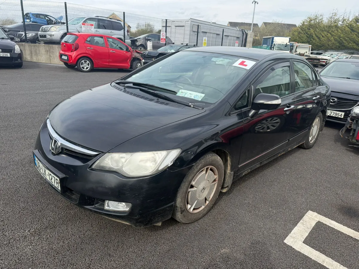 HONDA CIVIC 1.3 automatic - Image 2
