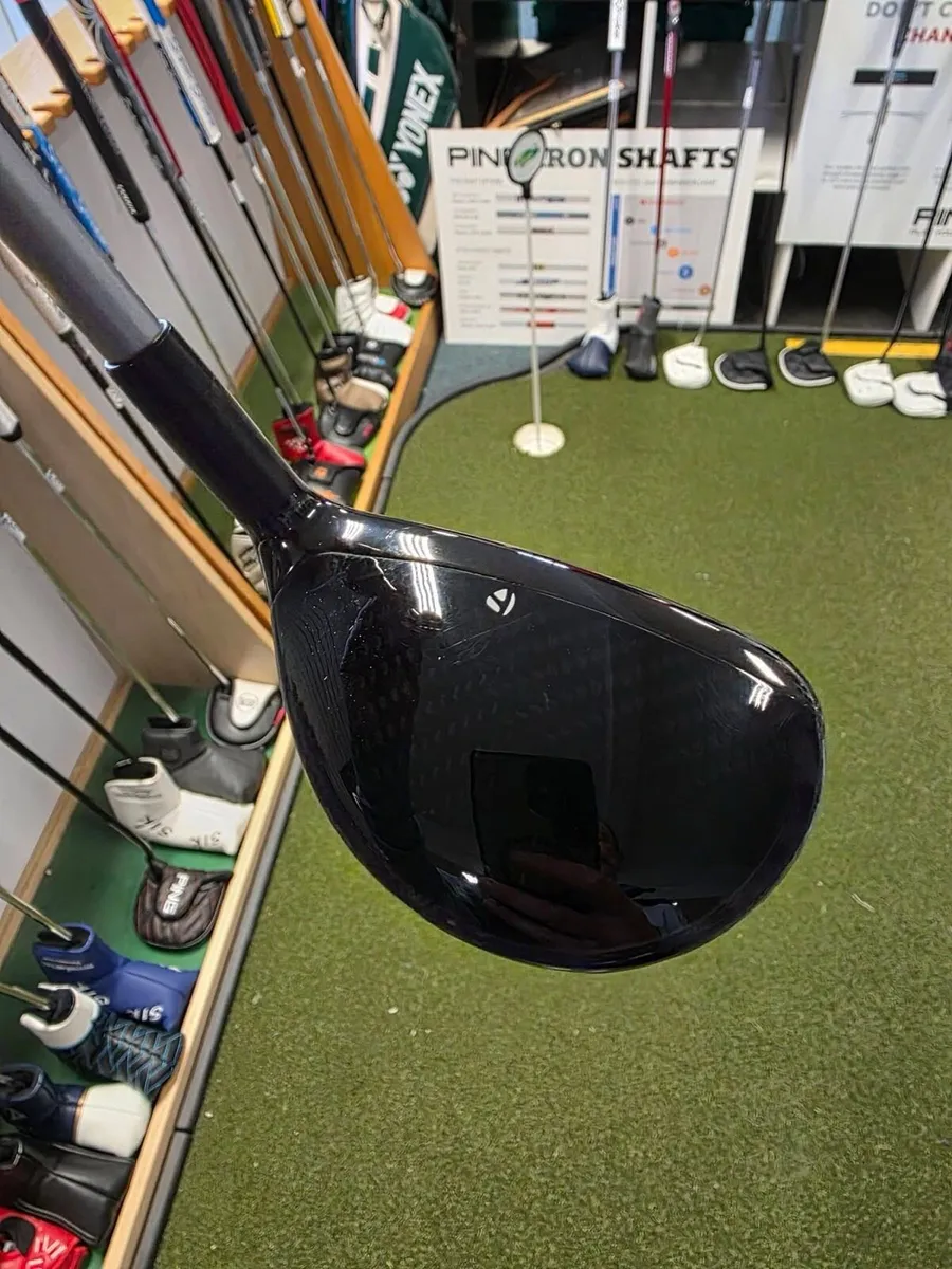 Taylormade Qi10 Max 6 Hybrid - Image 3