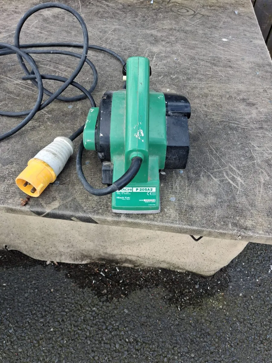 Hitachi 110v planer