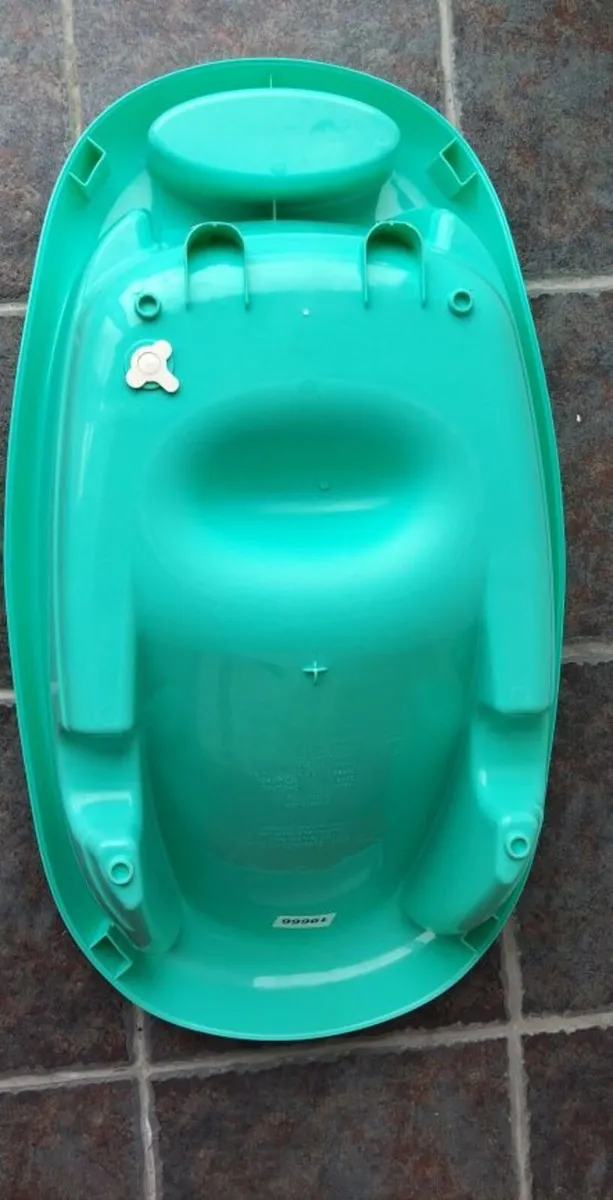 Baby Bath - Image 2