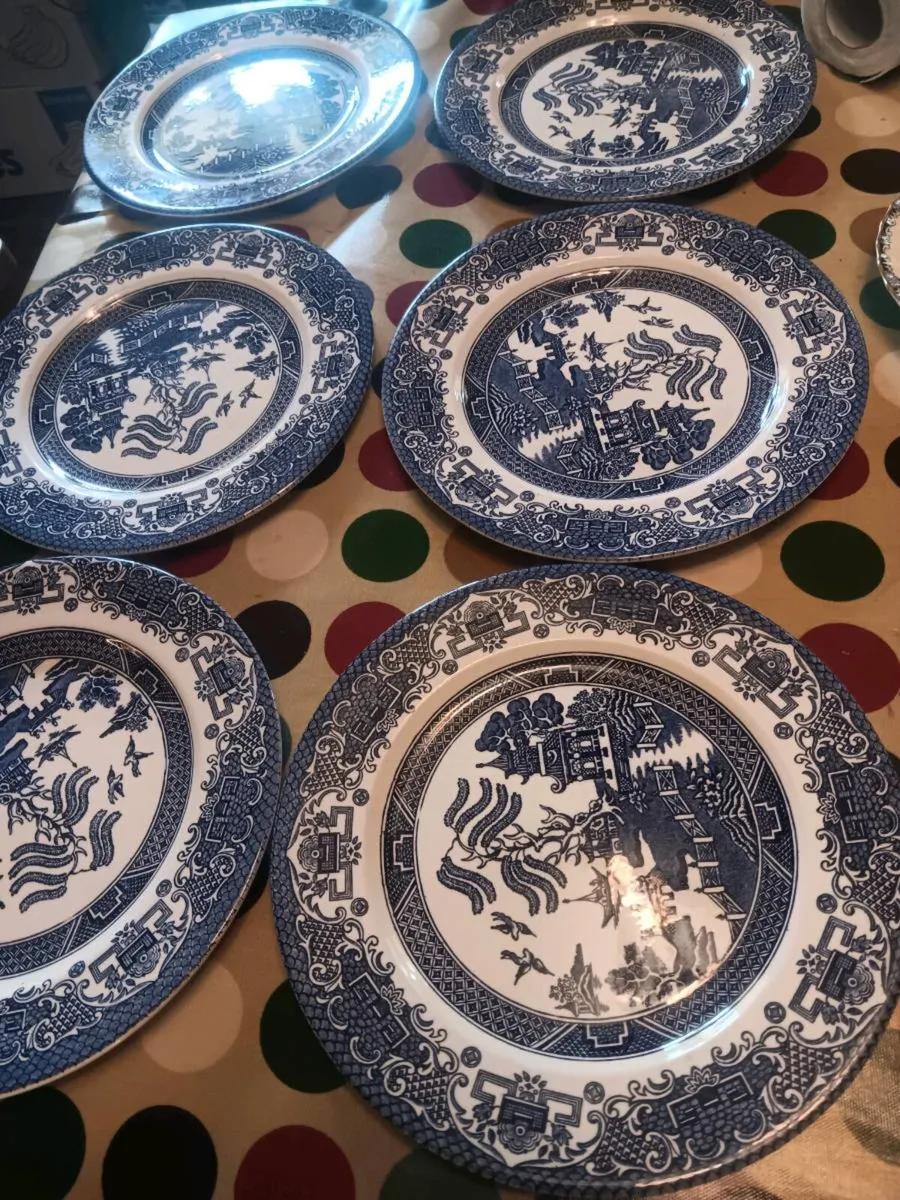 Willow plates - Image 1