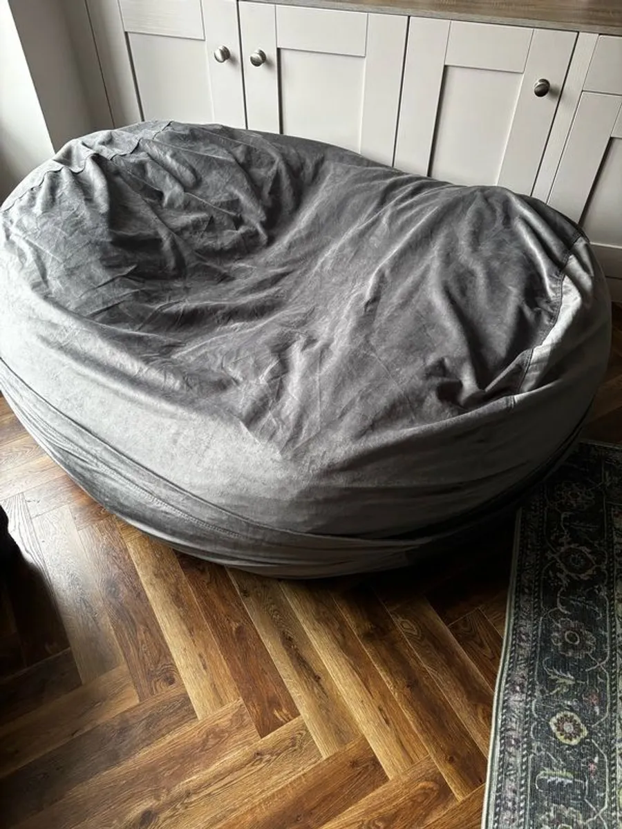 Giant XXL beanbag, Charlie & Finn, brand new - Image 2